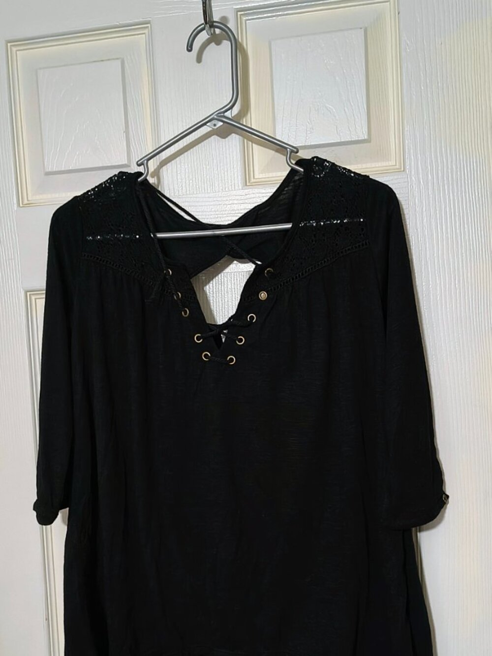 No Boundaries Black Lace Yoke Lace-Up Women's Blouse Size Large